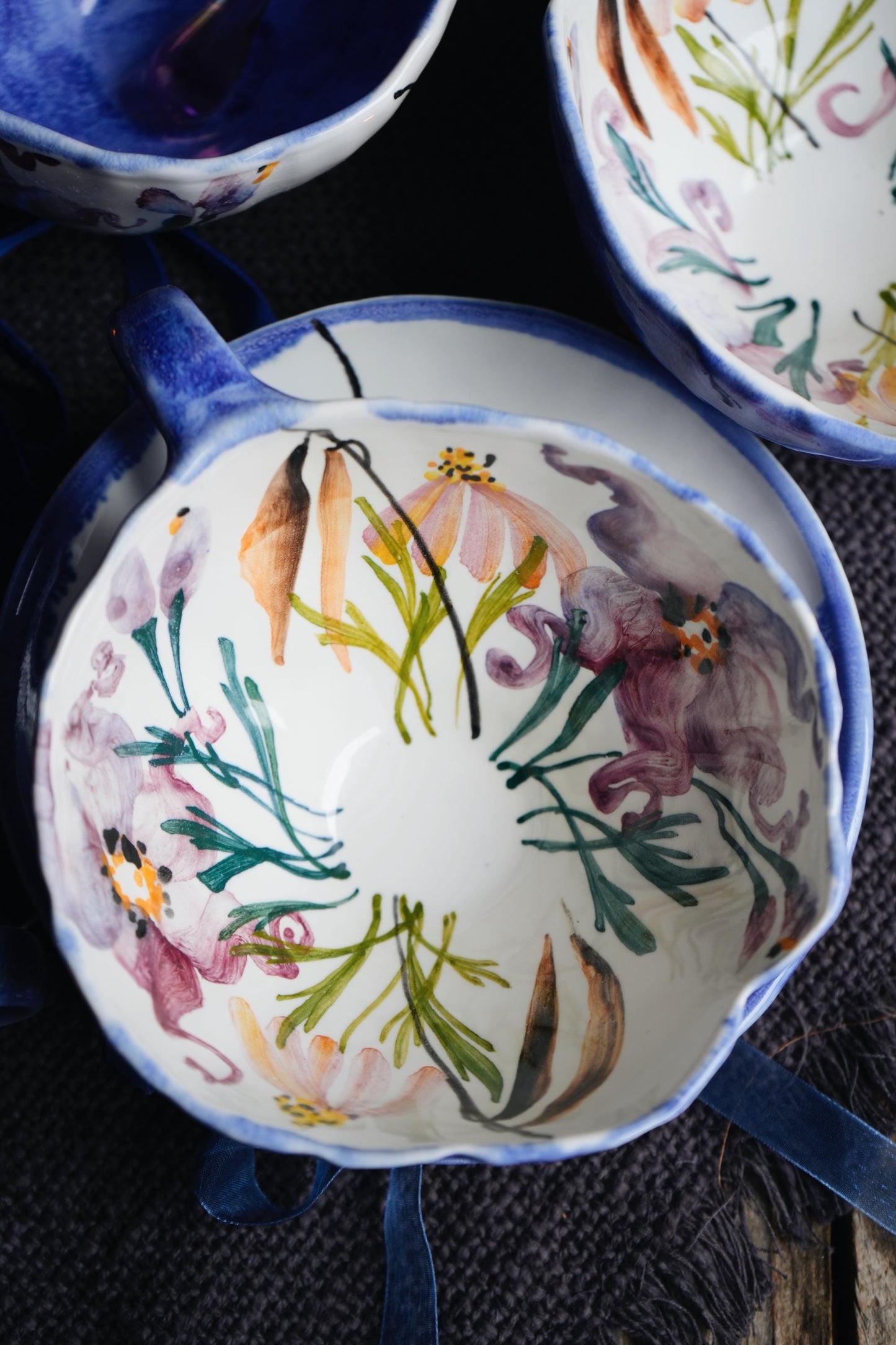 Wedding cake serving set, decor plates and mugs, painted porcelain, handpainted plate, personalized plate, biosafe dinner plate,