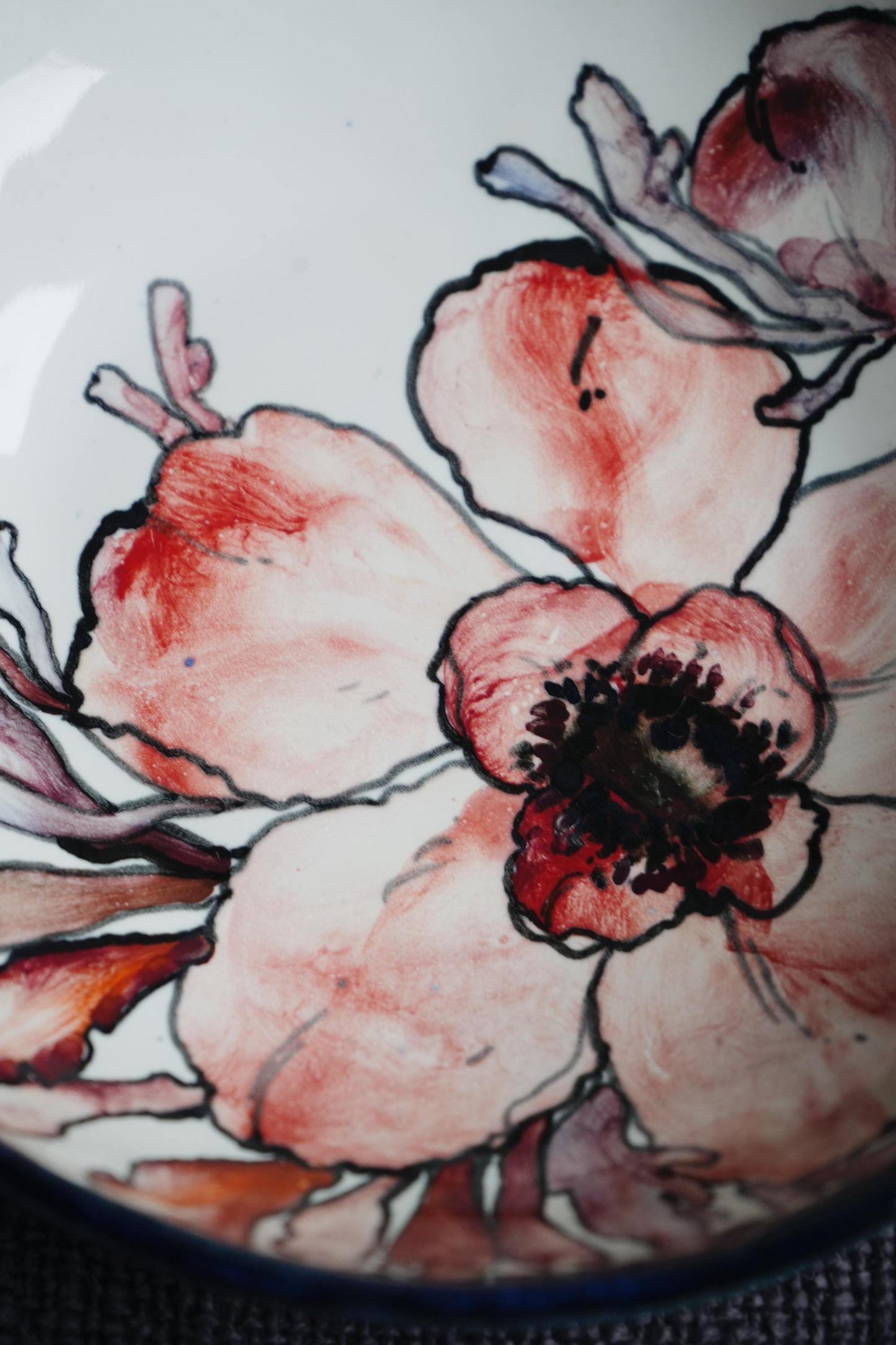 Anemone Handmade Porcelain Ramen Bowl - 22 cm (8.6 in) Diameter, 800 ml (27 oz) - Unique Pottery Anemone flower inspired painting