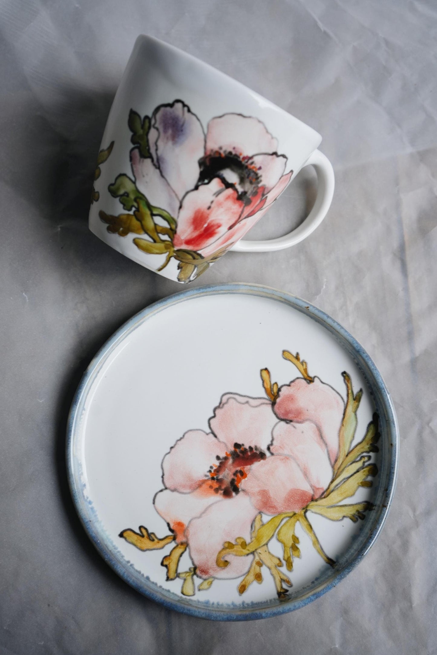 Porcelain plate and cup with anemona flower, handmade plate for salad, handpainted dinner plates, cute plate, colorful plate