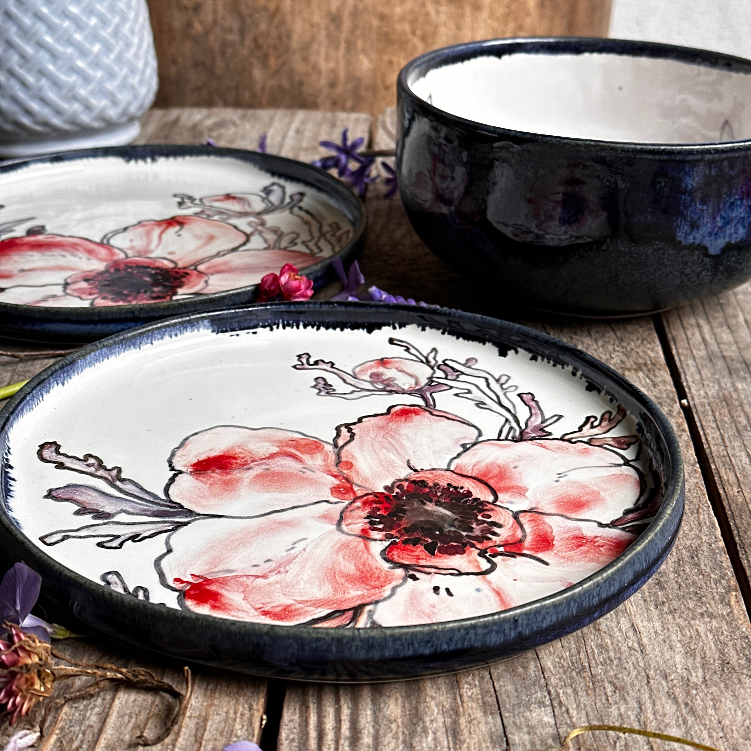 Anemone dinnerware set