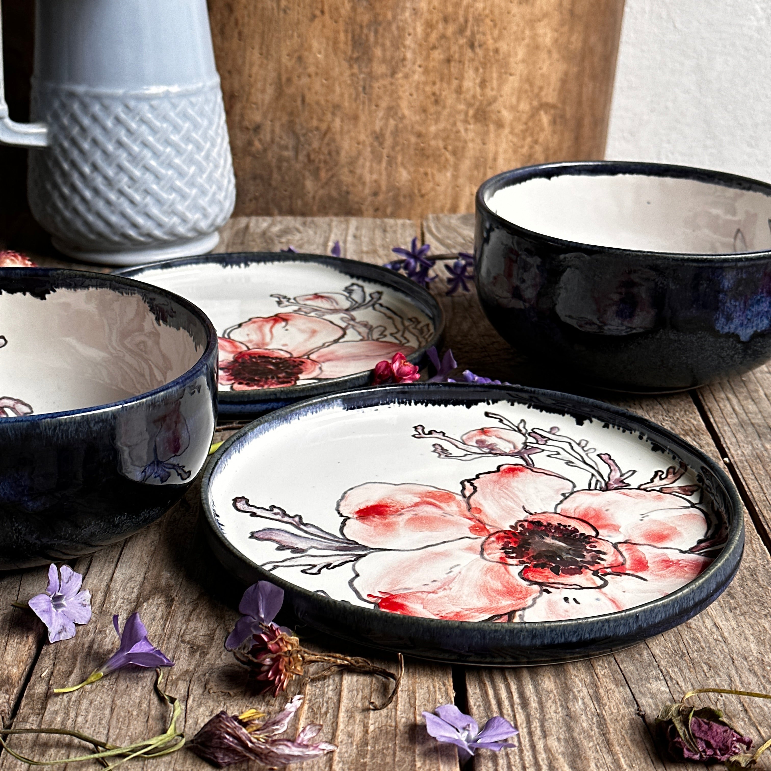 Anemone dinnerware set