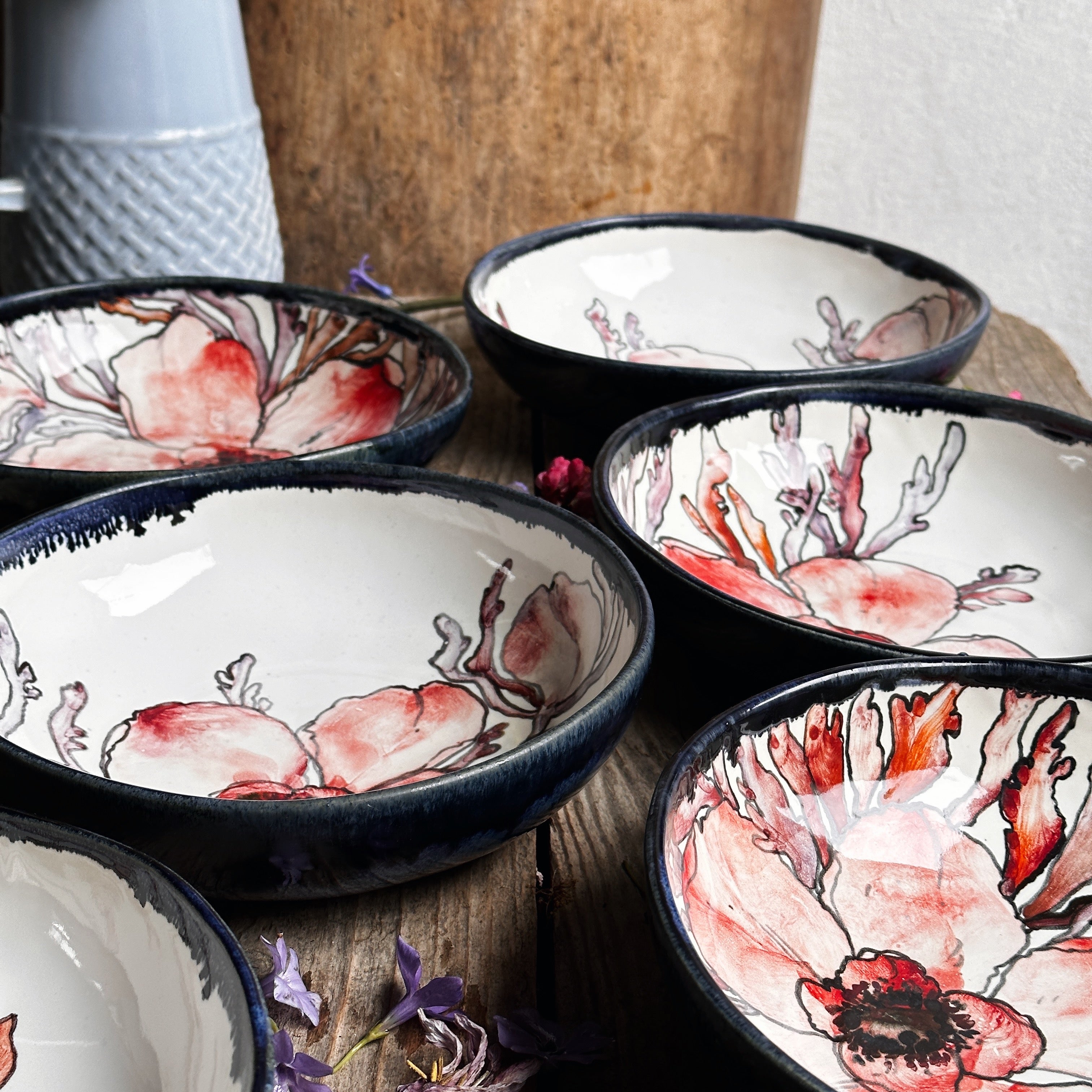 Five anemone bowls set