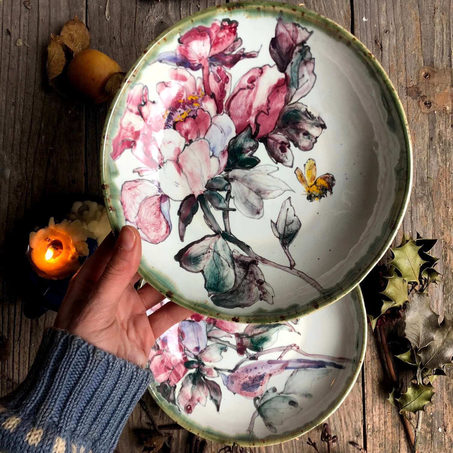 Bowl peonies