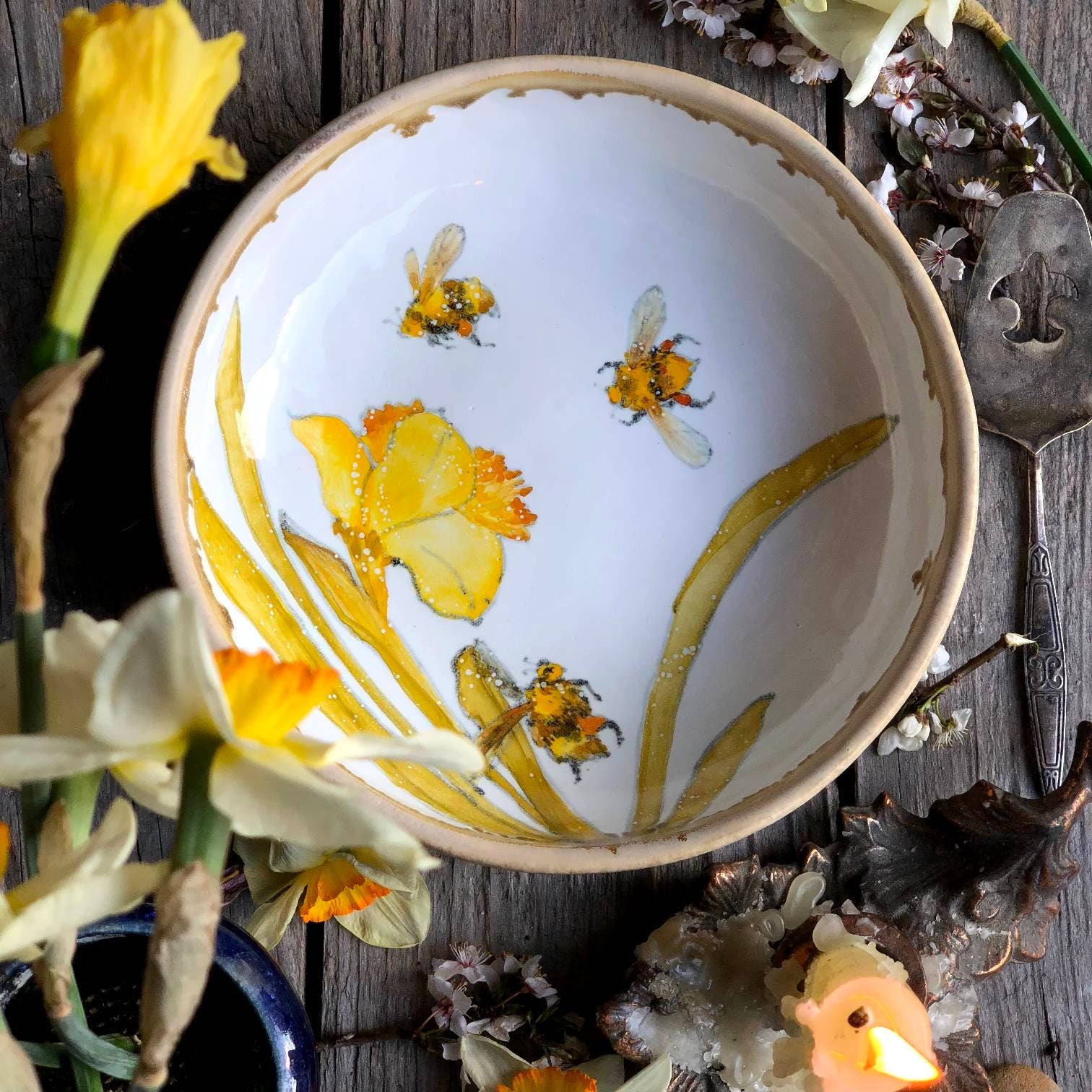 Narcissus flower bowl