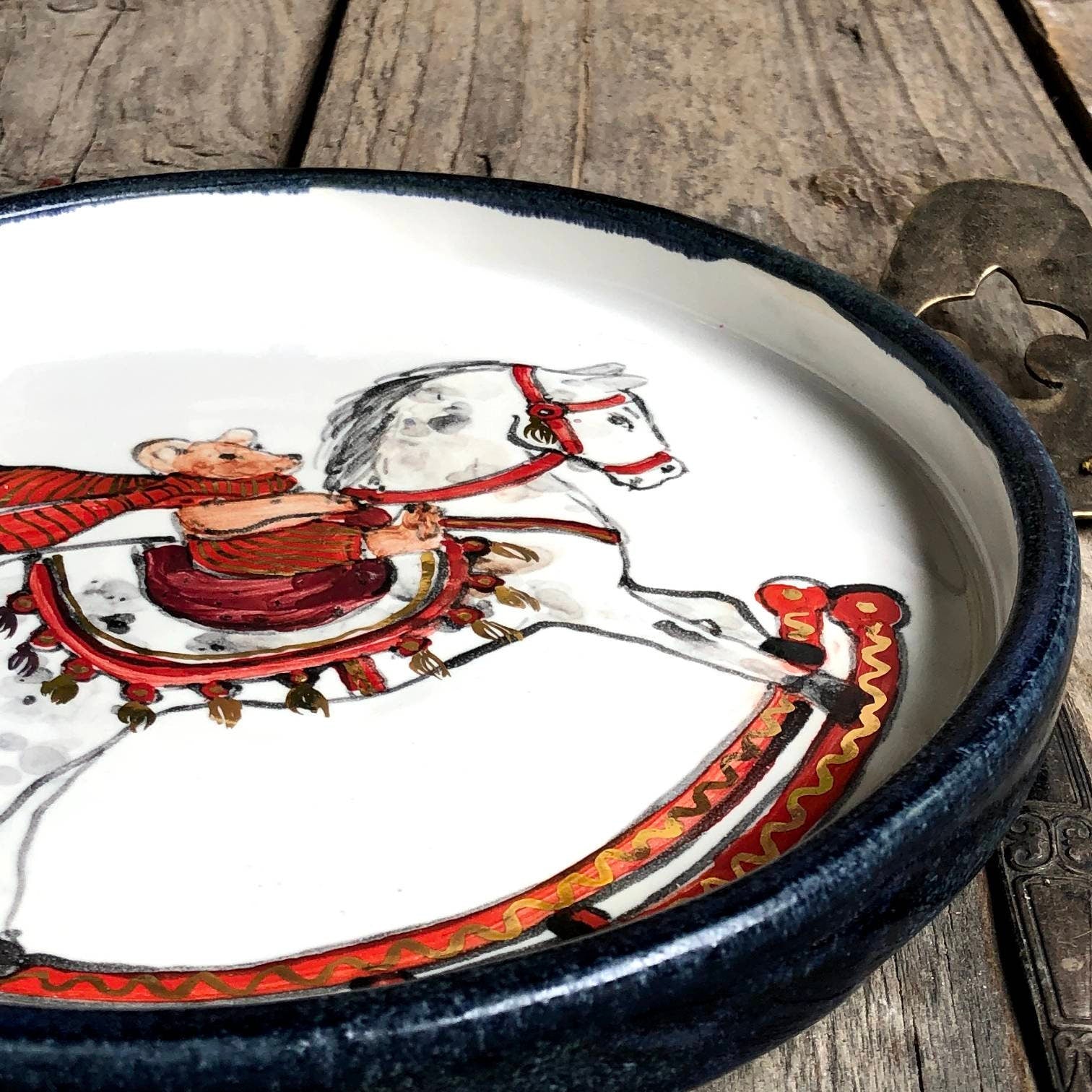 Rocking horse plate