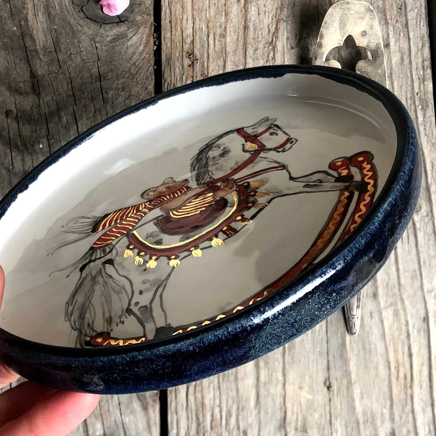 Rocking horse plate